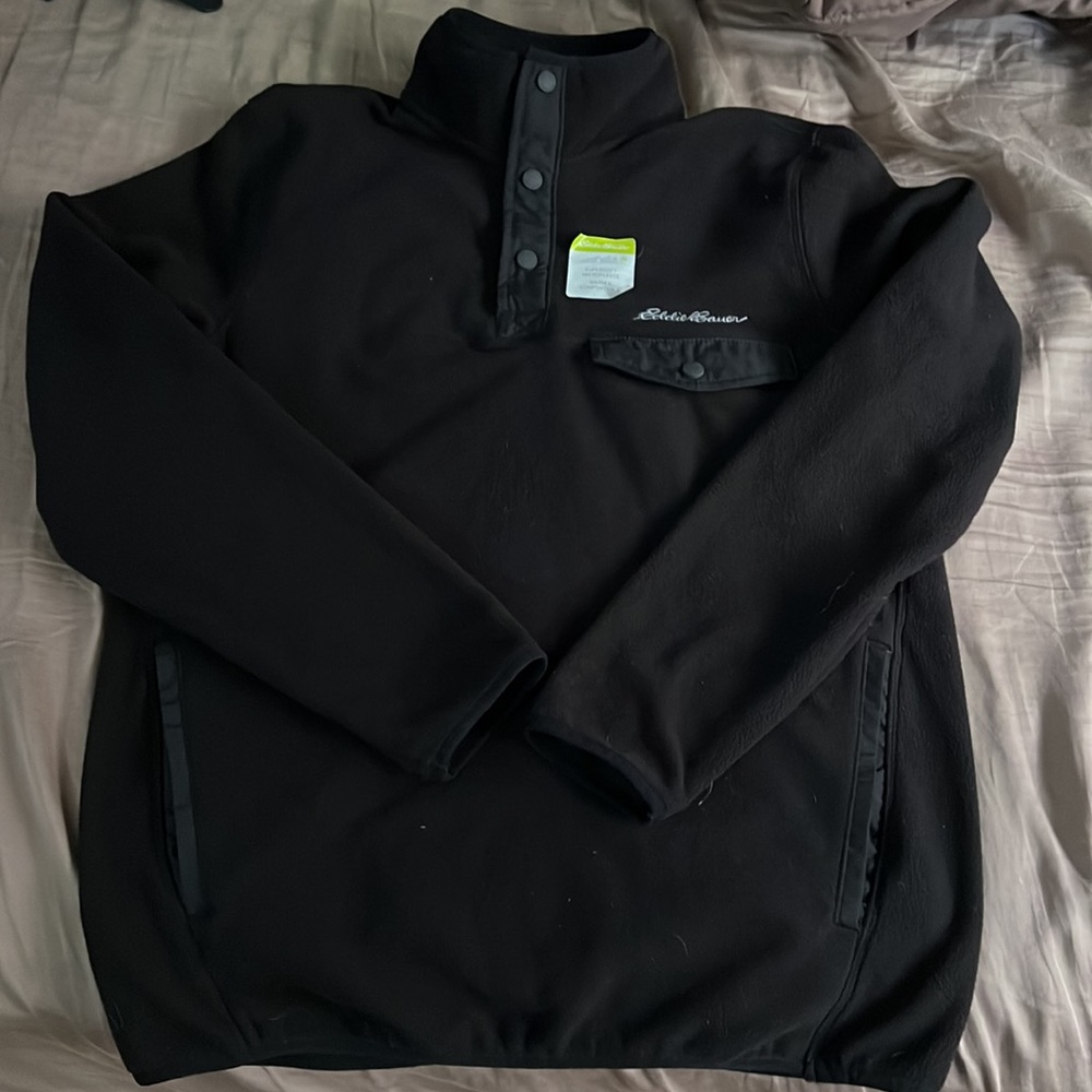 Eddie Bauer pull over